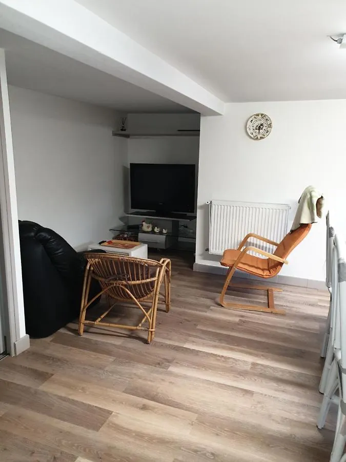 T1 Dans Maison Au Calme Réalmont 0*,  France