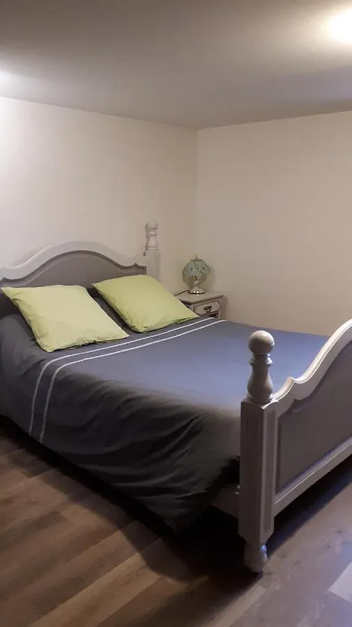Appartement T1 Dans Maison Au Calme Réalmont France